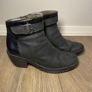 Fly London Black Zipper Boots Size 37 (6-6.5)